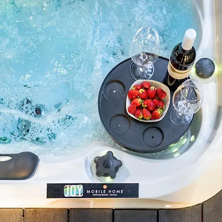 Kamp alanı Mobile Homes Azzurro Rovinj