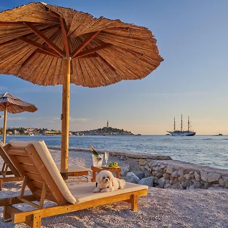 Camping Mobile Homes Azzurro Rovinj